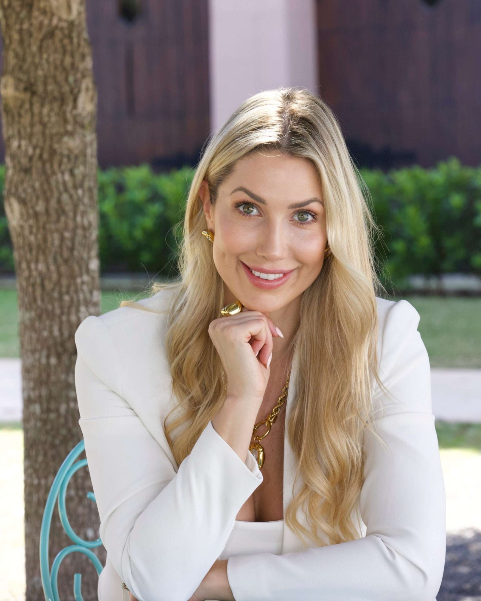Naomi Besson, luxury real estate agent, South Florida new construction